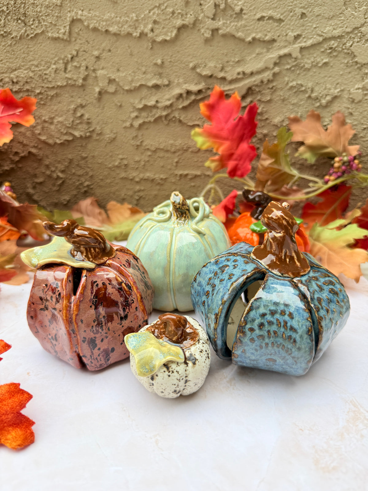 Handbuilding Workshop: Fall Pumpkins